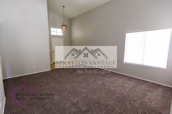 Building Photo - 21731 W Pima St