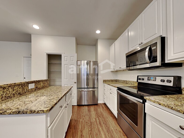 Building Photo - 113 Education Blvd