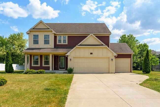 Primary Photo - 4 Bedroom Home in Applegate Trails
