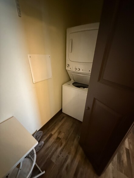 Building Photo - 1927 N 2nd St