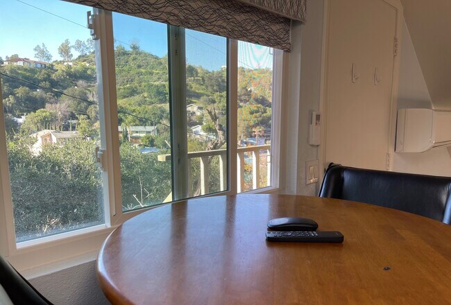 Building Photo - 16979 East Ln