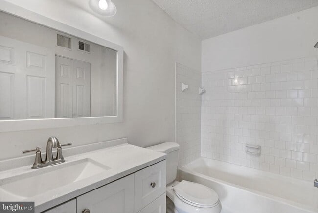 Building Photo - 9240 Caspian Way