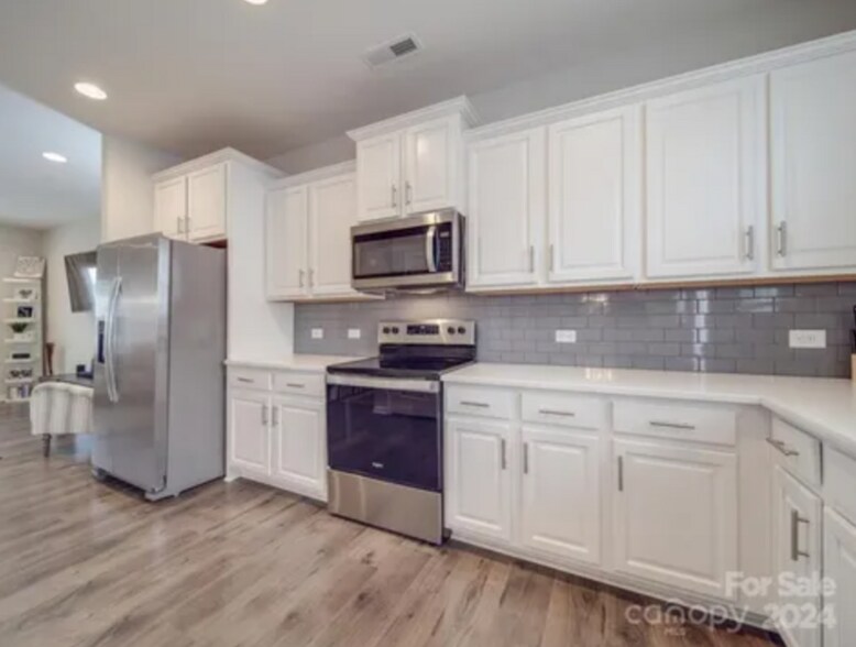 Building Photo - 12026 Chesapeake Mallard Dr