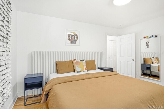 Building Photo - 60 Hillside Ln