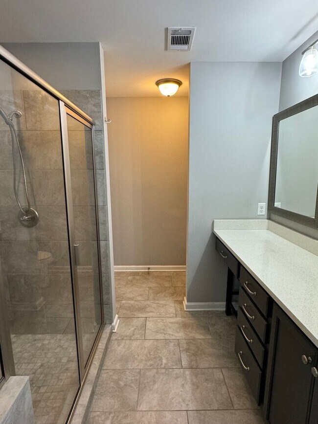Building Photo - Incredible 3-Bedroom in Grand Park!!