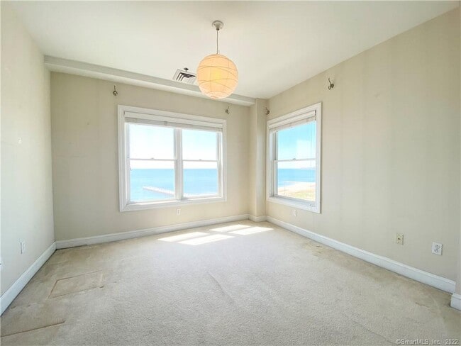 Building Photo - 343 Beach St
