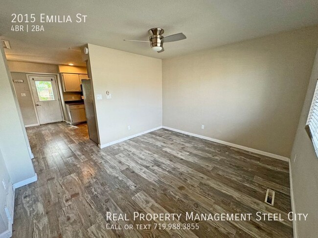 Building Photo - Charming 4 bed, 2 bath home located on the...