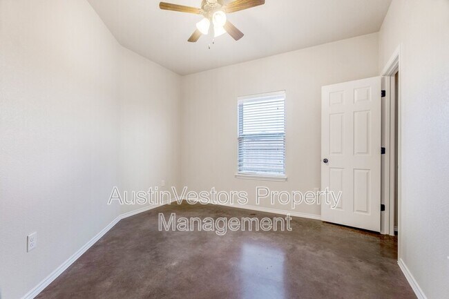 Building Photo - 118 Samuel Dr