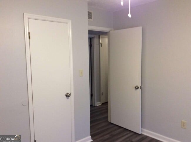 Building Photo - 106 Richard Way