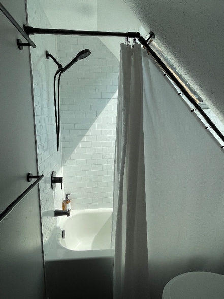 Building Photo - 64 County Rd