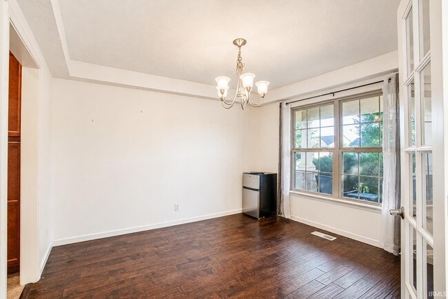 Building Photo - 3937 Amethyst Dr