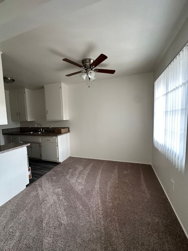 Interior Photo - 111-115 E. Beach Ave.