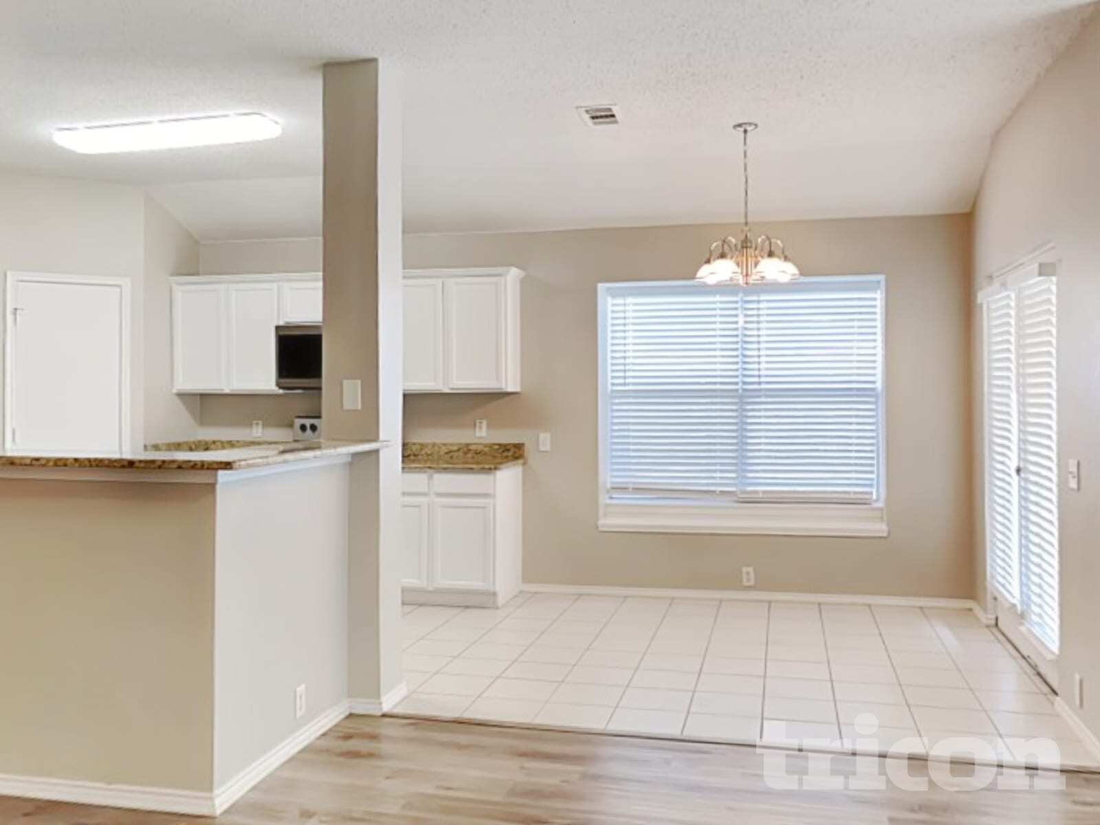 Building Photo - 7005 Bridlewood Dr