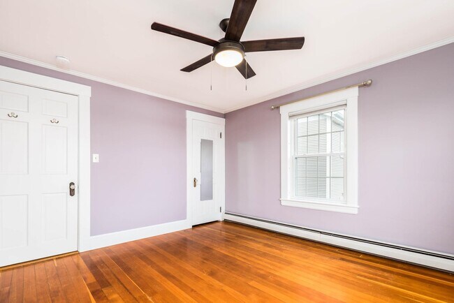 Building Photo - 709 Central Ave