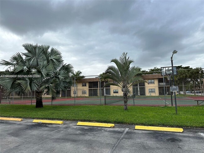 Building Photo - 200 Ashbury Rd