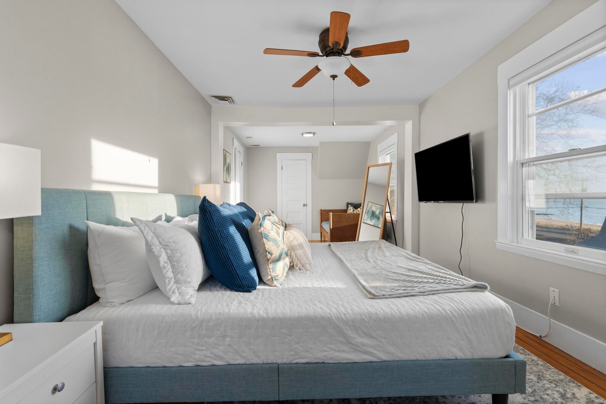 Building Photo - 11 Seaview Ave