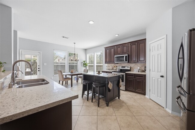 Building Photo - 6110 Fulton Meadows Ln