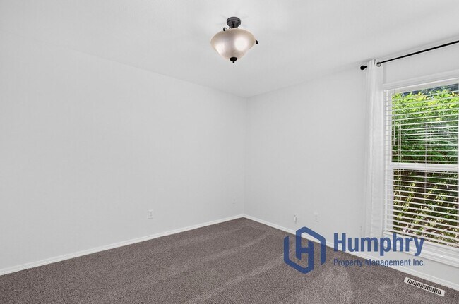Building Photo - Beautiful home in Eagle near Eagle Hills Golf Course