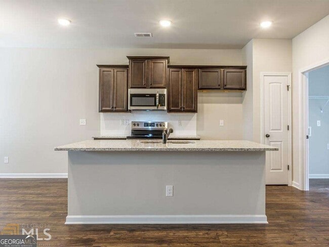 Building Photo - 1074 Mcconaughy Ct