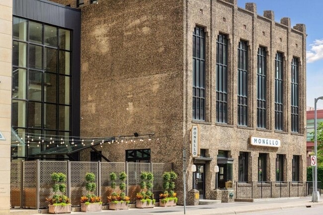 Building Photo - 201 S 11th St