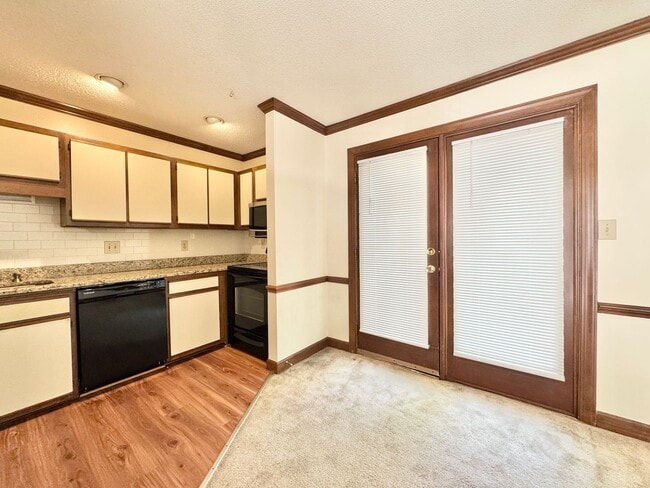 Building Photo - 2 Bedroom Townhome in Homeplace at Adams Farm