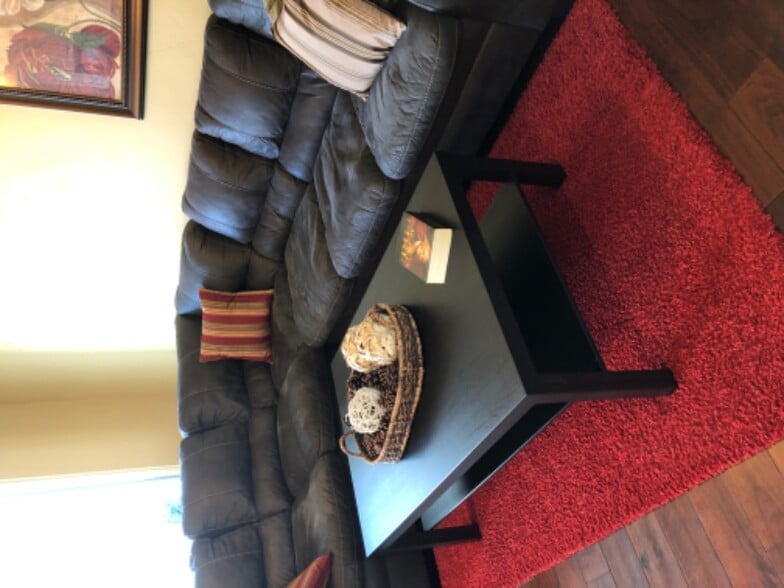 Building Photo - 10389 Rubicon Rd