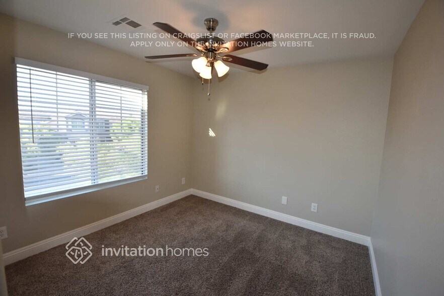 Building Photo - 1003 Pecos River Ave