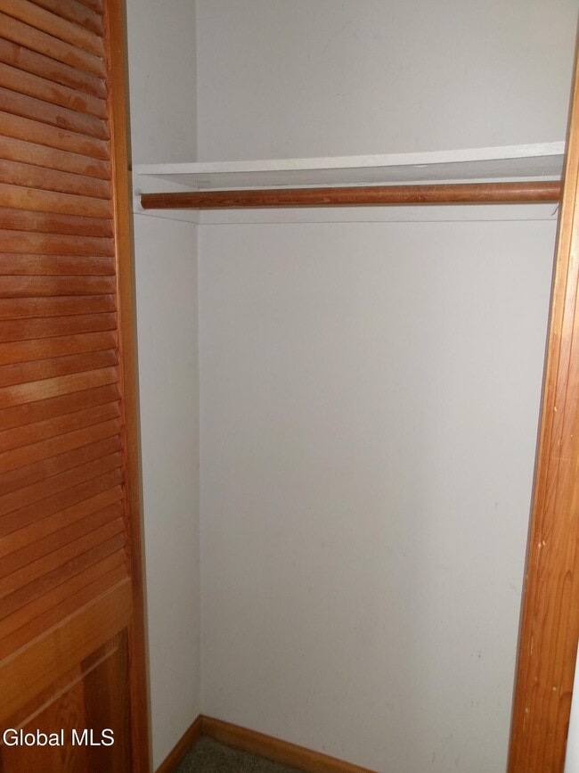 Building Photo - 222 S Ten Broeck St