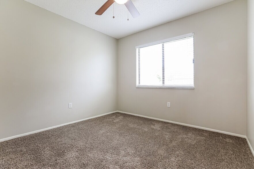 Building Photo - 7574 Mesa St