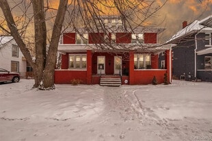 Building Photo - 22216 Park St