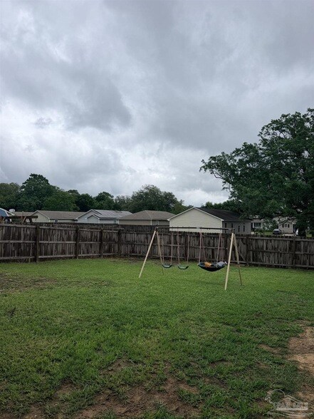 Building Photo - 5877 Tryton Cir