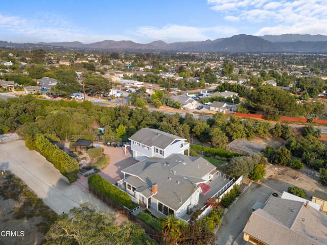 Building Photo - 2102 Buena Vista Dr