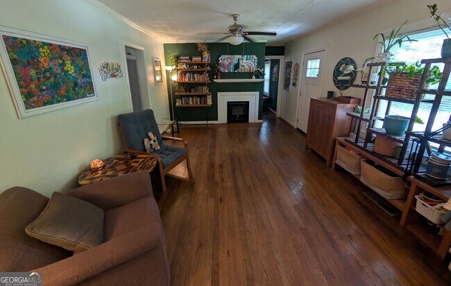 Building Photo - 626 Gordon Cir