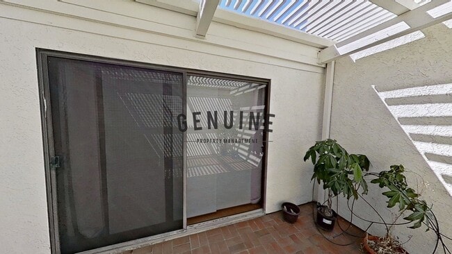 Building Photo - Charming 2Bd 2Ba Condo