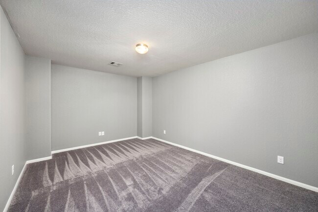 Building Photo - 12414 Village of Kings Lake Blvd