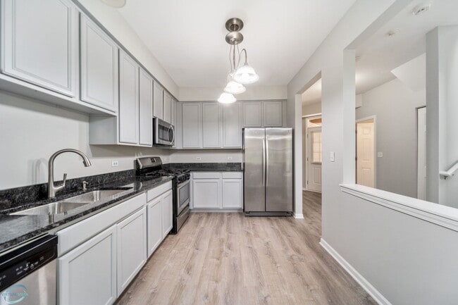 Building Photo - 2926 Gypsum Cir