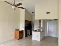 Building Photo - 2841 N Oakland Forest Dr