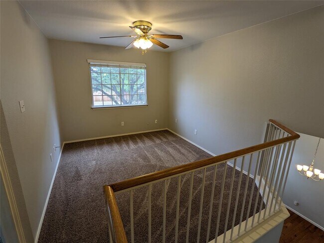 Building Photo - 4409 Hoffman Dr
