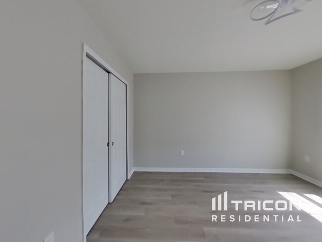Building Photo - 6316 Dutton Dr