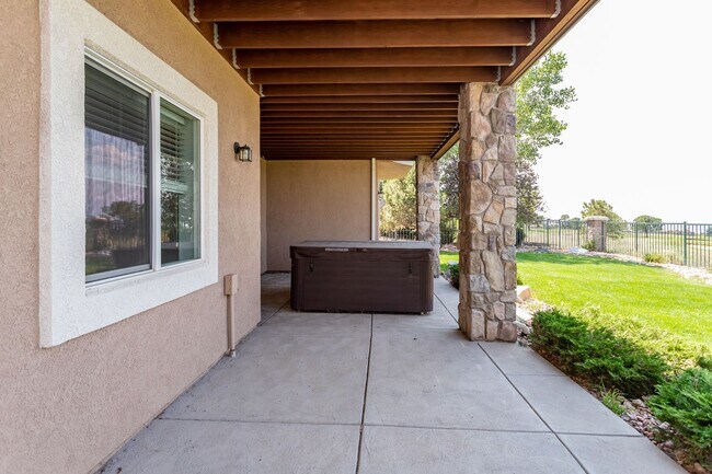 Building Photo - 10154 Silver Leaf Way