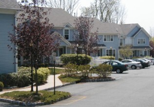 Building Photo - Brookside Village Apartments