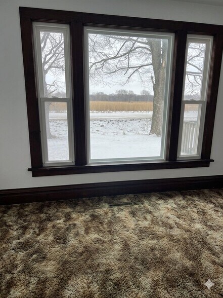 Building Photo - 2371 Foothill Ave