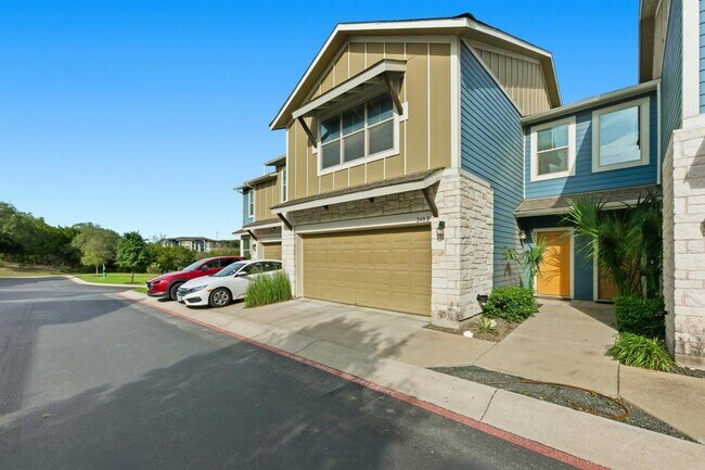 Building Photo - 516 E Slaughter Ln