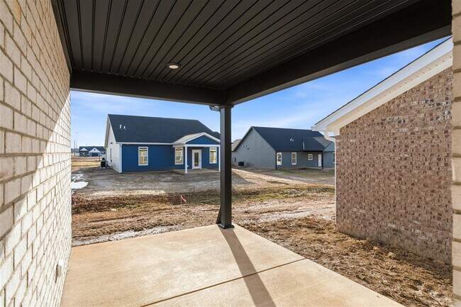 Building Photo - 15 Paislynne Ct