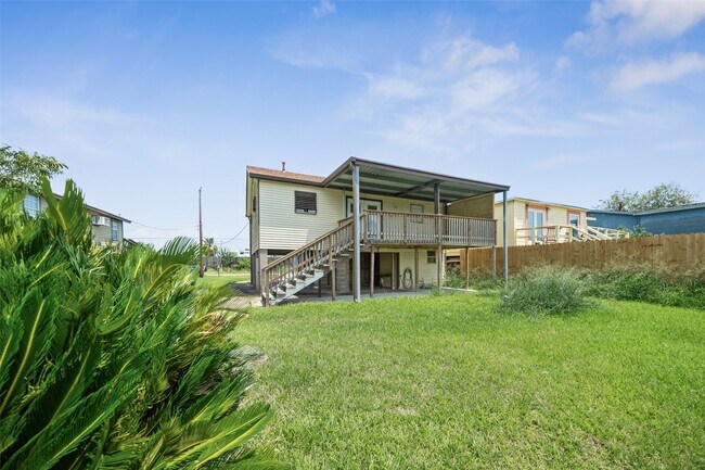 Building Photo - 7102 Terrasso Dr