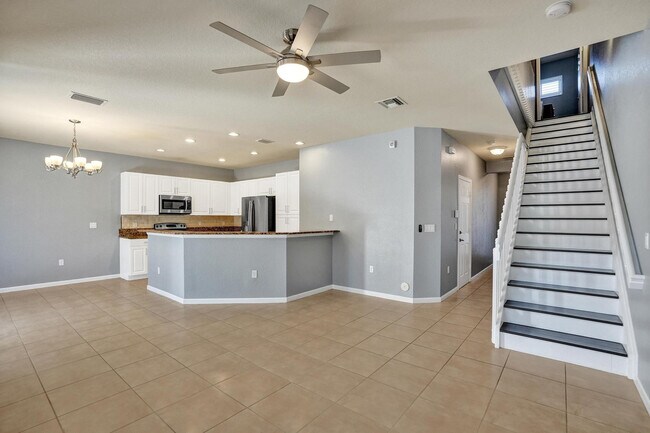 Building Photo - 6105 Grand Cypress Cir W