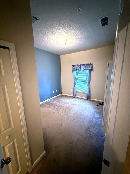 Building Photo - 13780 Herons Landing Way