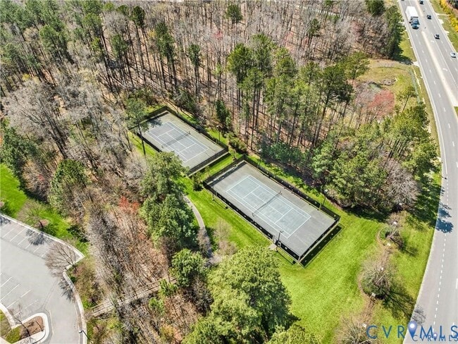 Building Photo - 6454 Fennec Run