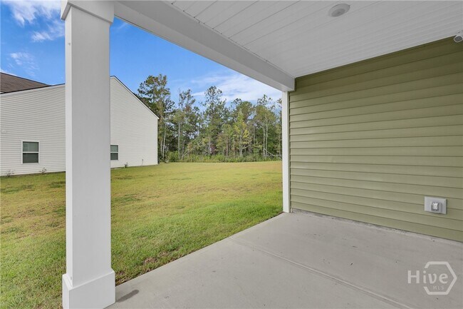 Building Photo - 233 Caribbean Village Dr