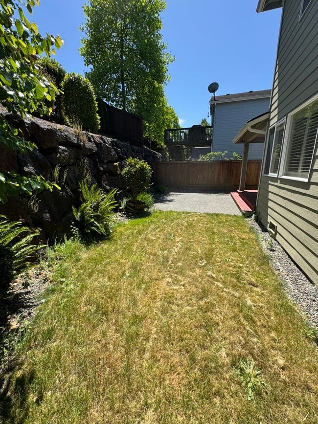 Building Photo - 3Bd/2.5Ba Duvall House